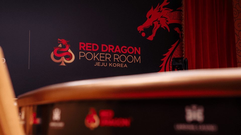 Red Dragon Poker Room Jeju Korea标识墙